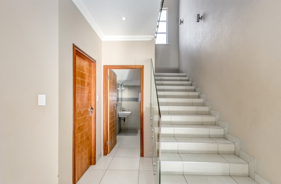 4 Bedroom Property for Sale in Craigavon Gauteng