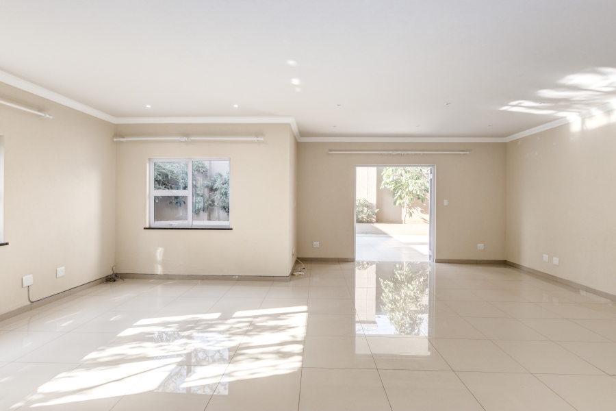 5 Bedroom Property for Sale in Craigavon Gauteng