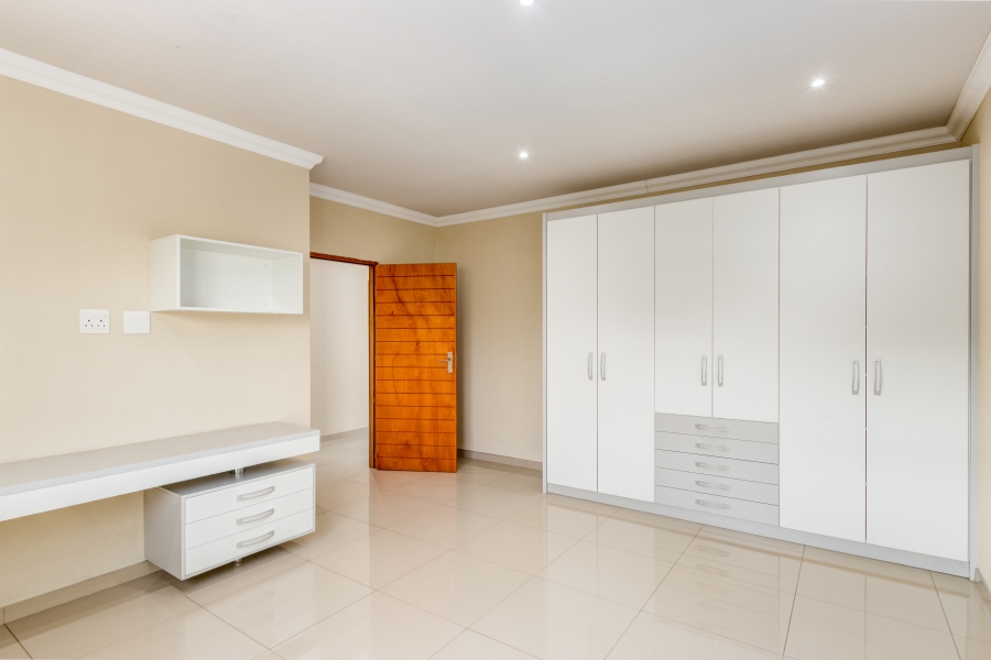 5 Bedroom Property for Sale in Craigavon Gauteng