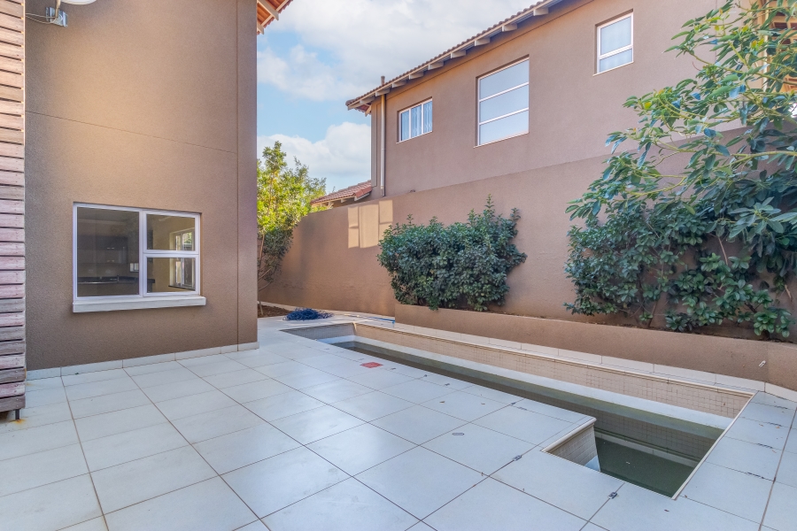 5 Bedroom Property for Sale in Craigavon Gauteng