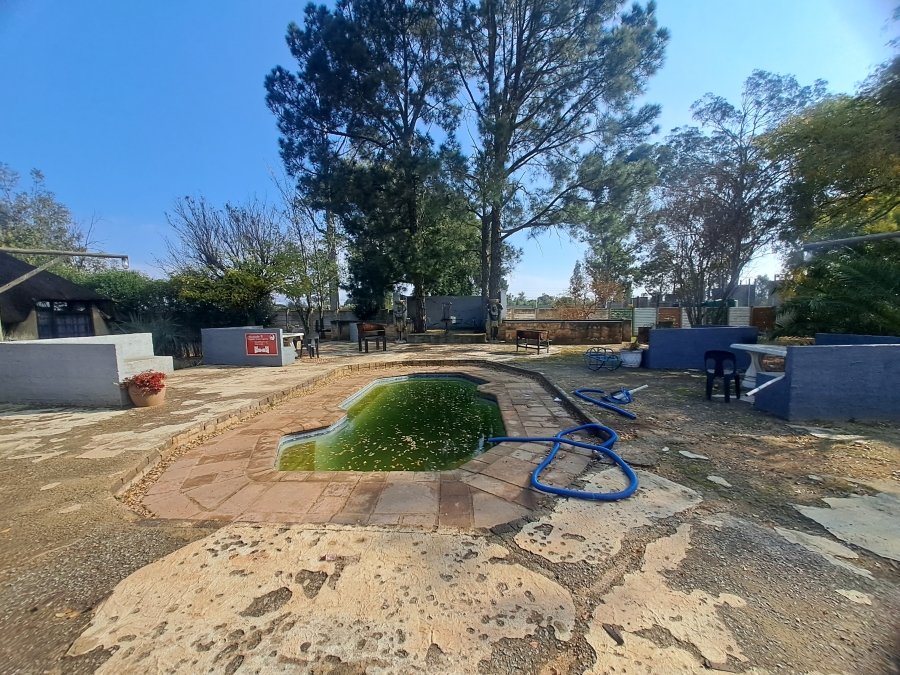 5 Bedroom Property for Sale in Henley on Klip Gauteng
