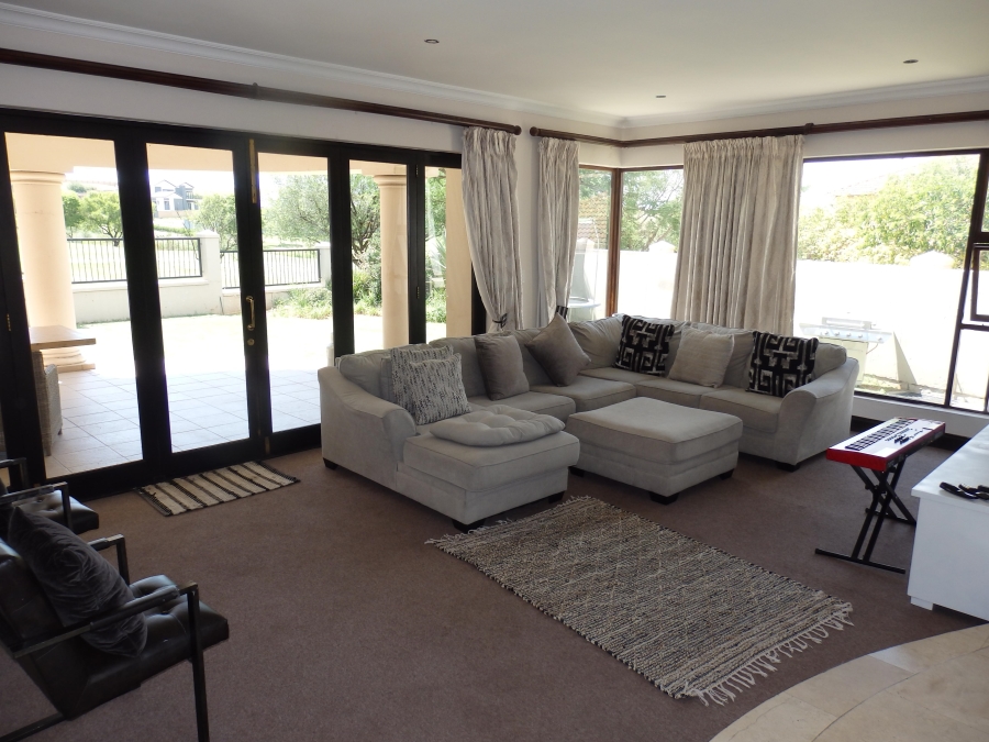 5 Bedroom Property for Sale in Blue Valley Golf Estate Gauteng