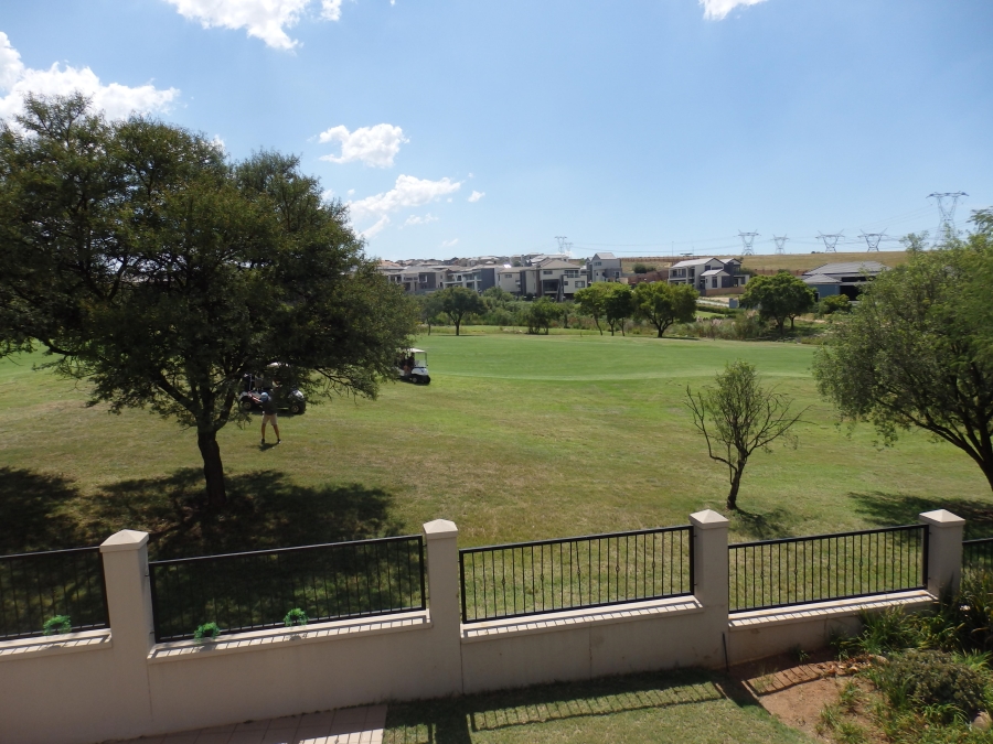 5 Bedroom Property for Sale in Blue Valley Golf Estate Gauteng