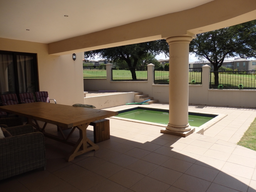 5 Bedroom Property for Sale in Blue Valley Golf Estate Gauteng