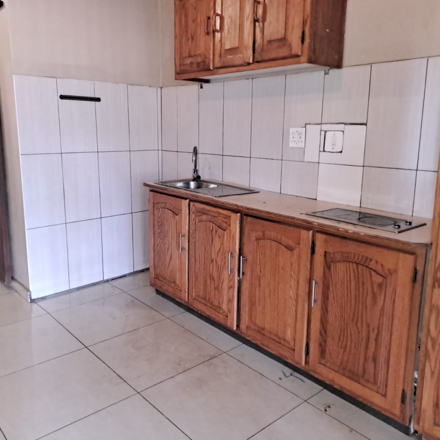 3 Bedroom Property for Sale in Birch Acres Gauteng