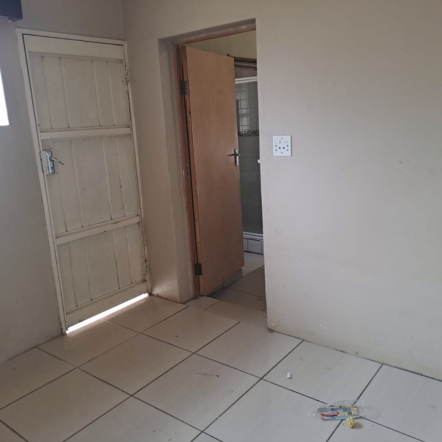 3 Bedroom Property for Sale in Birch Acres Gauteng