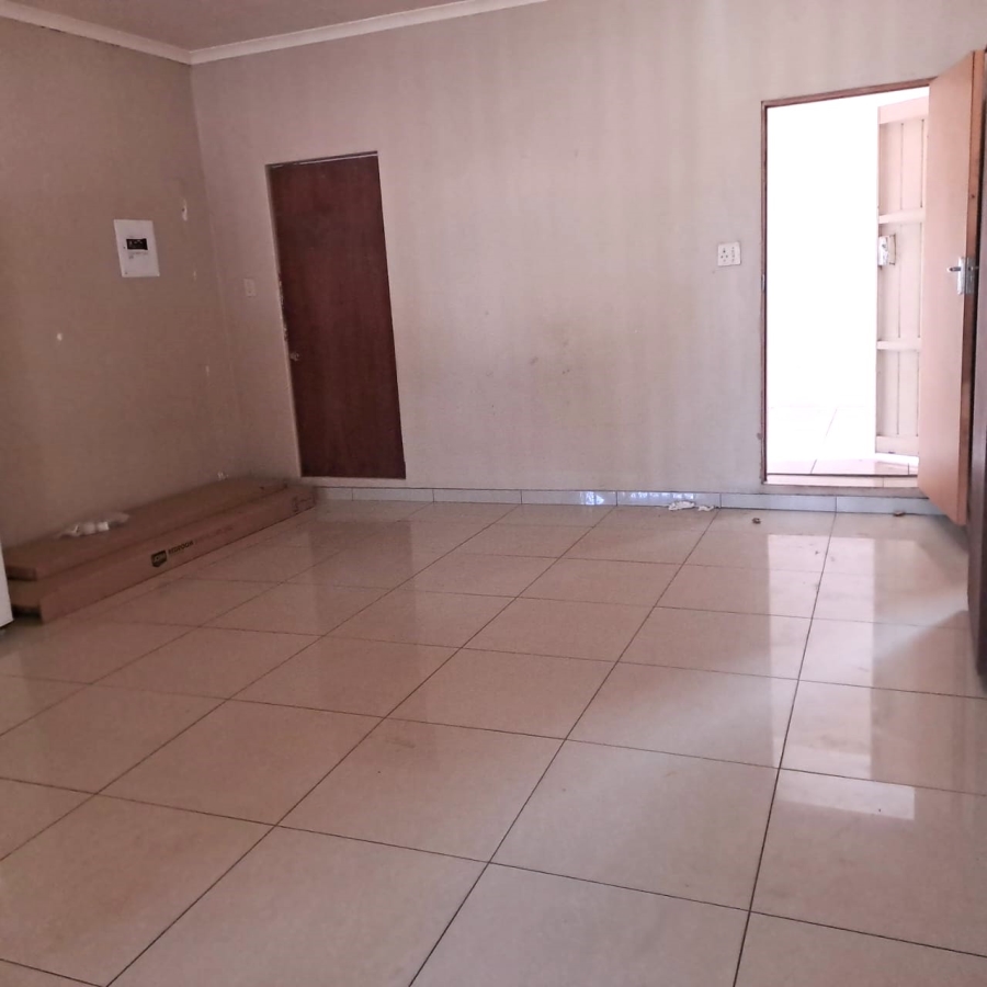 3 Bedroom Property for Sale in Birch Acres Gauteng