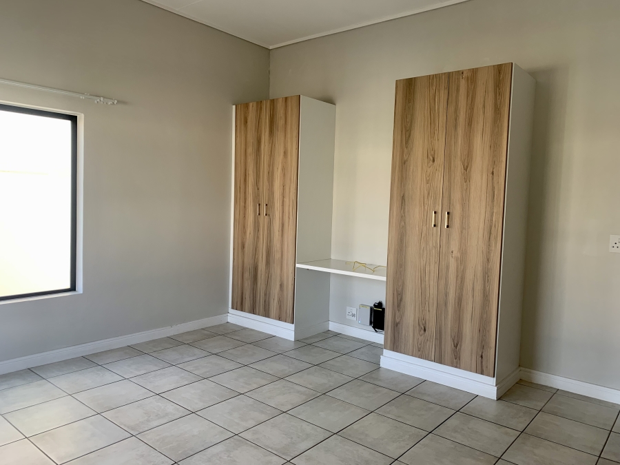 To Let 1 Bedroom Property for Rent in Linbro Park Gauteng