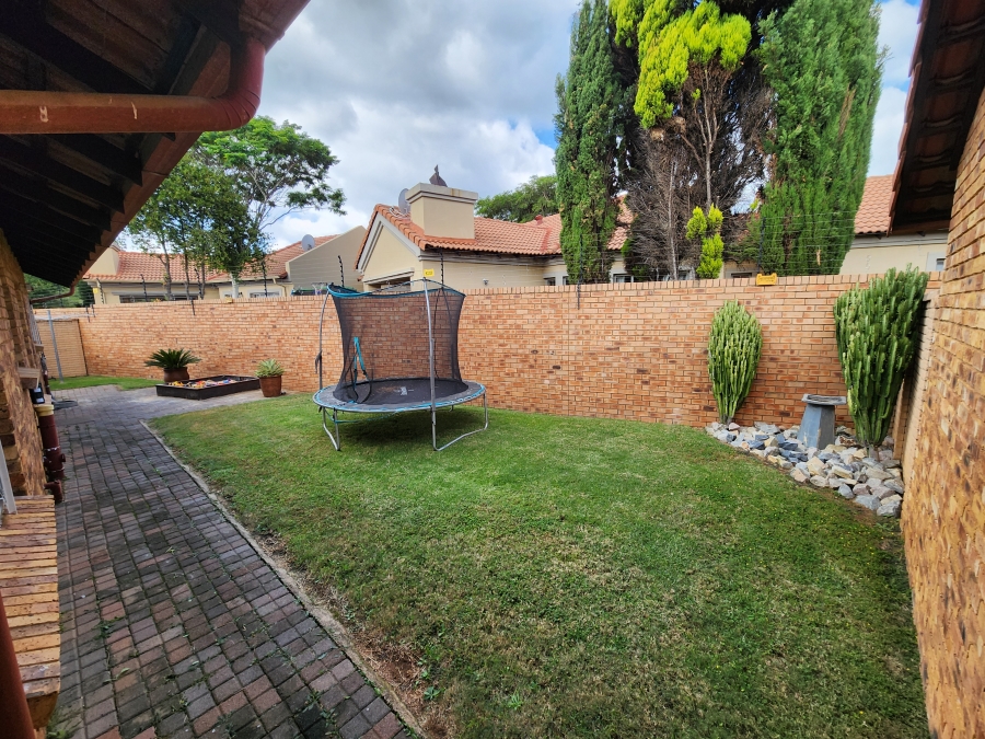 3 Bedroom Property for Sale in Equestria Gauteng