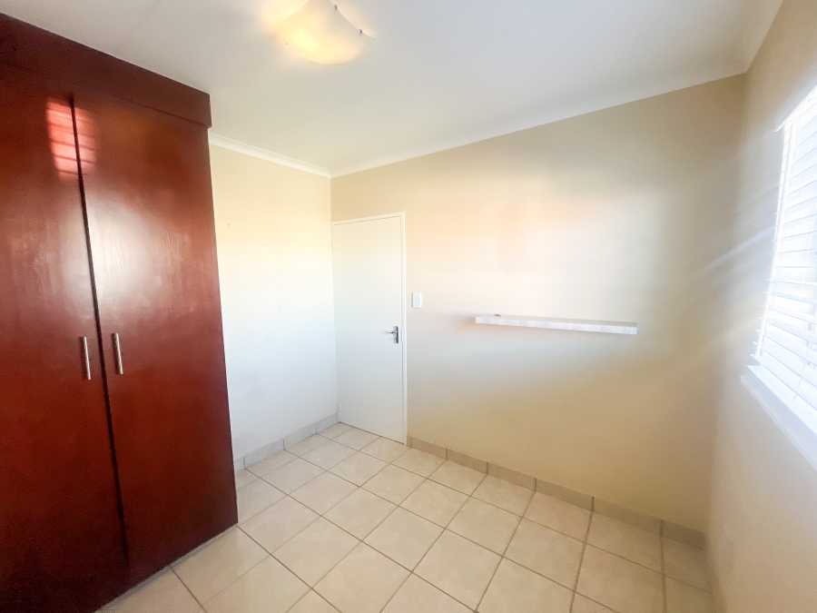 3 Bedroom Property for Sale in Kosmosdal Gauteng