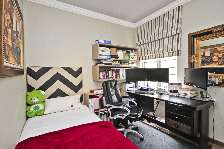To Let 2 Bedroom Property for Rent in Parktown North Gauteng