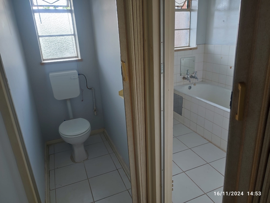 To Let 2 Bedroom Property for Rent in Dawnview Gauteng