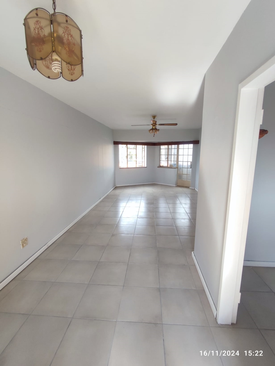 To Let 2 Bedroom Property for Rent in Dawnview Gauteng