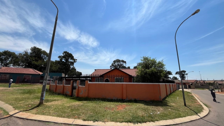 3 Bedroom Property for Sale in Delmore Park Gauteng