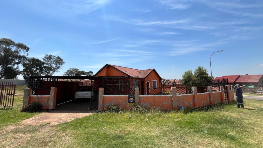 3 Bedroom Property for Sale in Delmore Park Gauteng