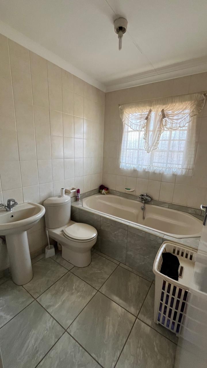 3 Bedroom Property for Sale in Delmore Park Gauteng