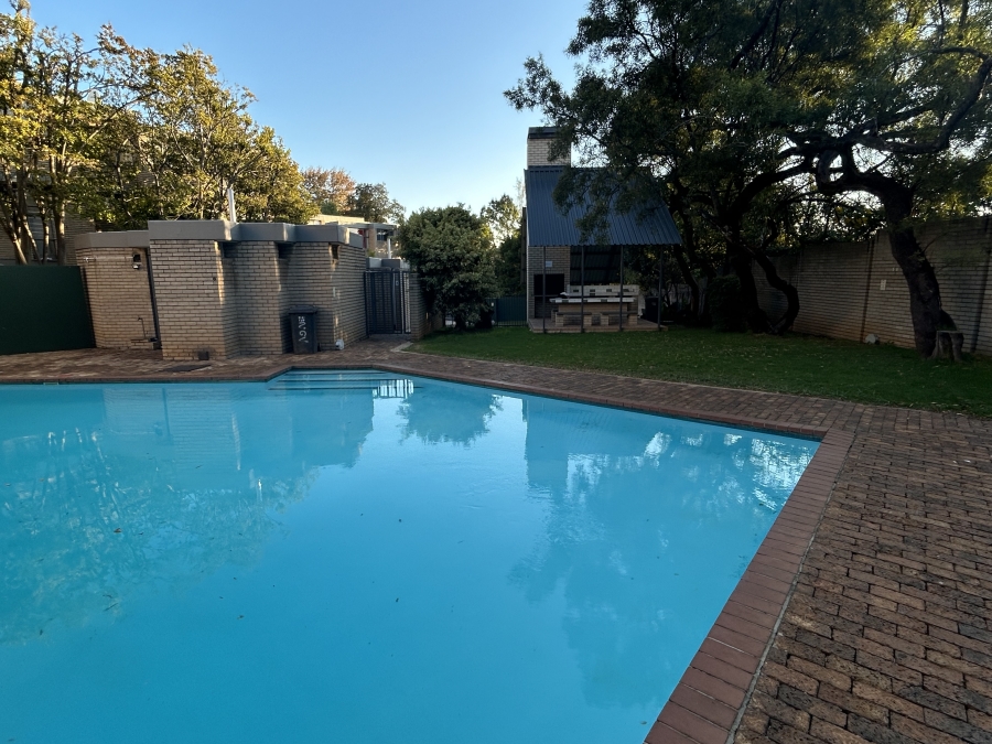 1 Bedroom Property for Sale in Norwood Gauteng