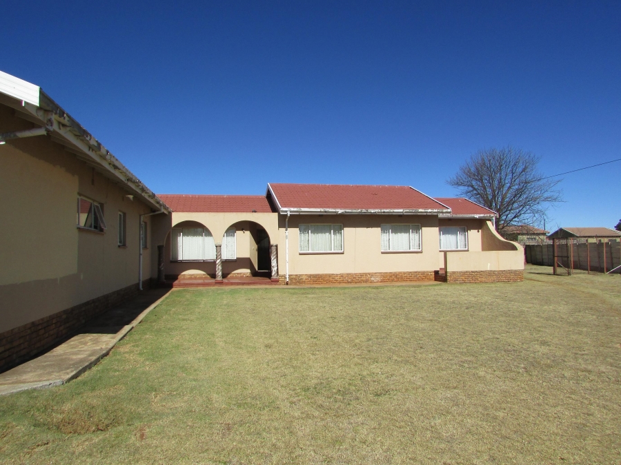 3 Bedroom Property for Sale in Westonaria Gauteng