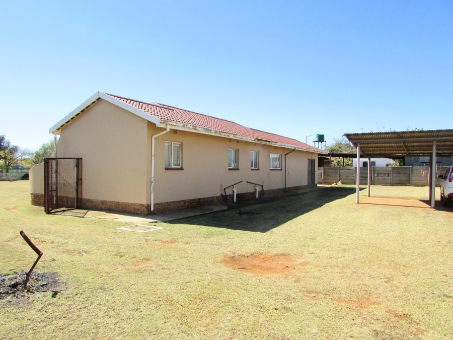 3 Bedroom Property for Sale in Westonaria Gauteng