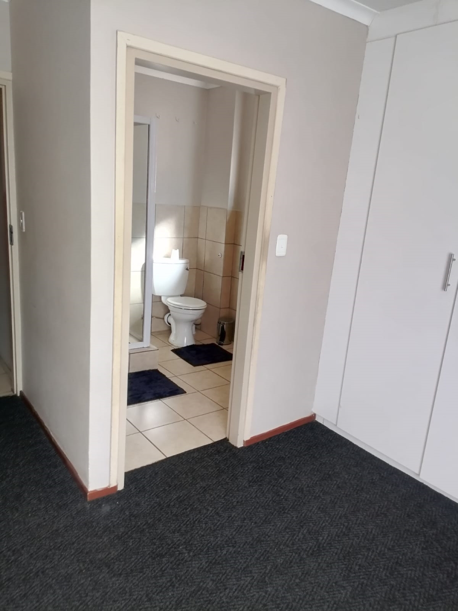 4 Bedroom Property for Sale in Theresa Park Gauteng