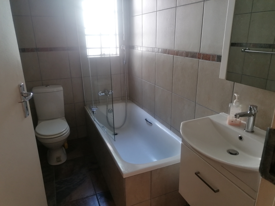 2 Bedroom Property for Sale in Eden Glen Gauteng