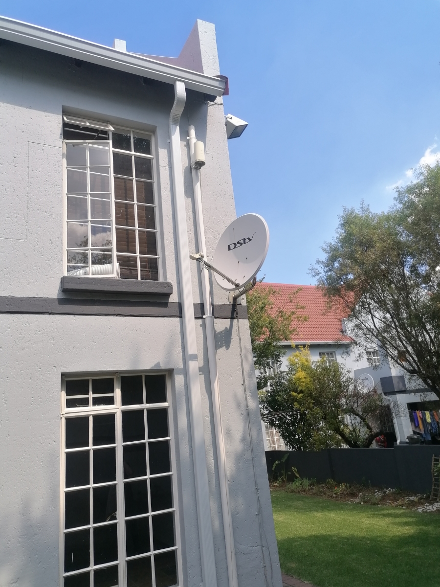 2 Bedroom Property for Sale in Eden Glen Gauteng