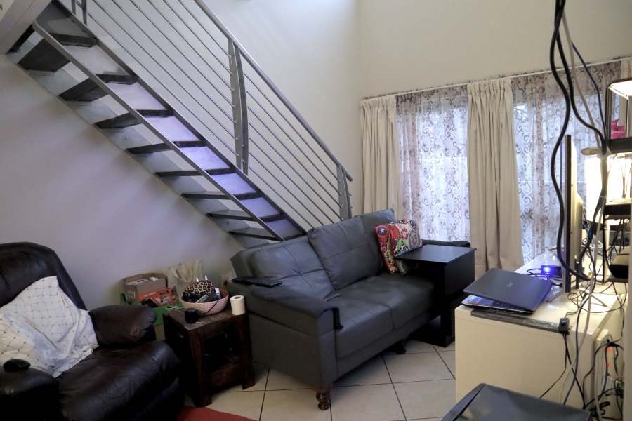 2 Bedroom Property for Sale in Pineslopes Gauteng