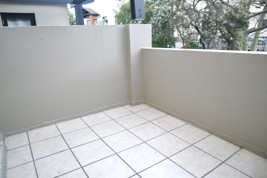 2 Bedroom Property for Sale in Pineslopes Gauteng