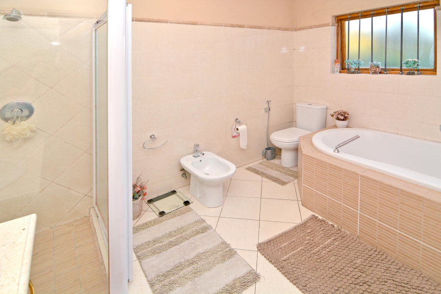 3 Bedroom Property for Sale in Oriel Gauteng