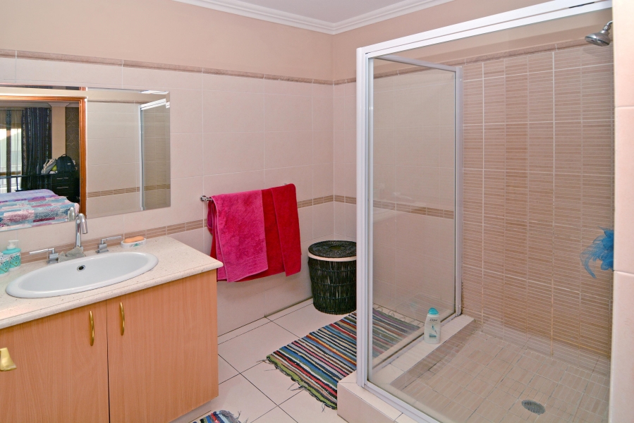 3 Bedroom Property for Sale in Oriel Gauteng