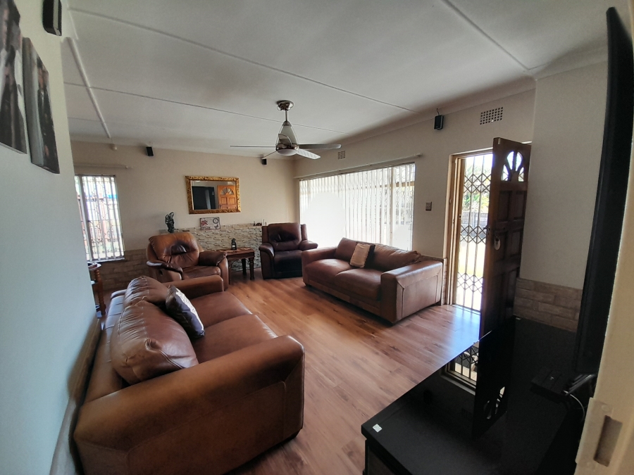 3 Bedroom Property for Sale in Edenvale Central Gauteng