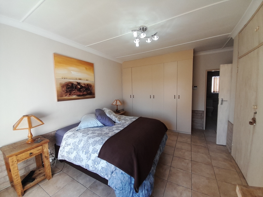 3 Bedroom Property for Sale in Edenvale Central Gauteng