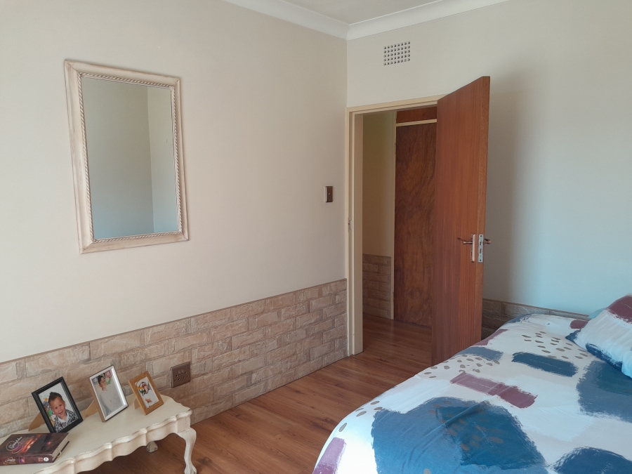 3 Bedroom Property for Sale in Edenvale Central Gauteng