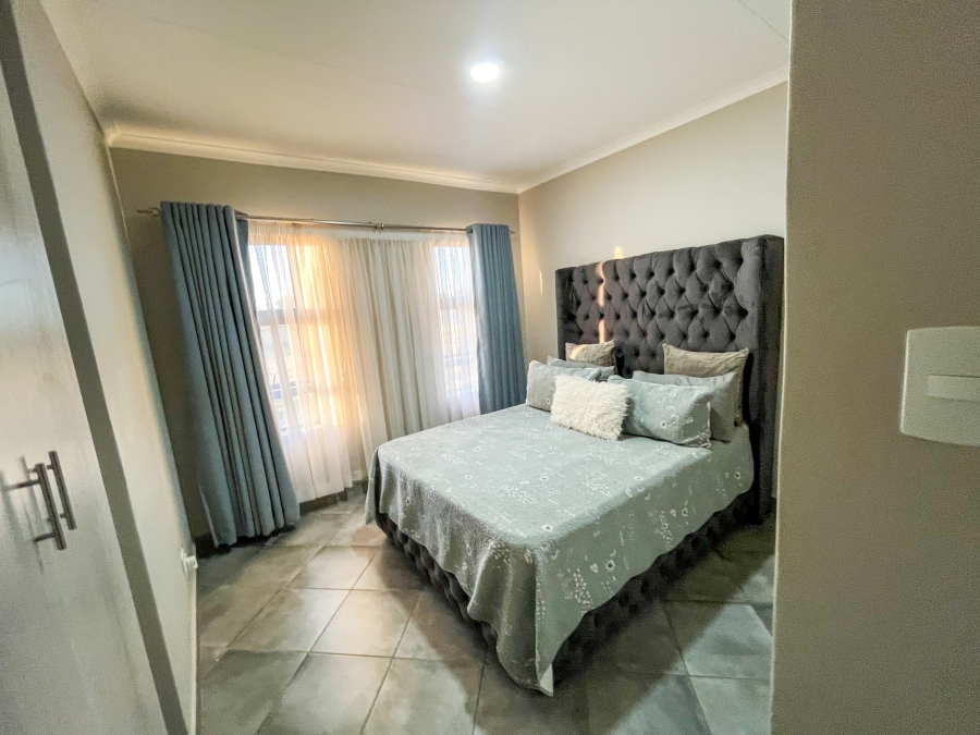 3 Bedroom Property for Sale in Kosmosdal Gauteng