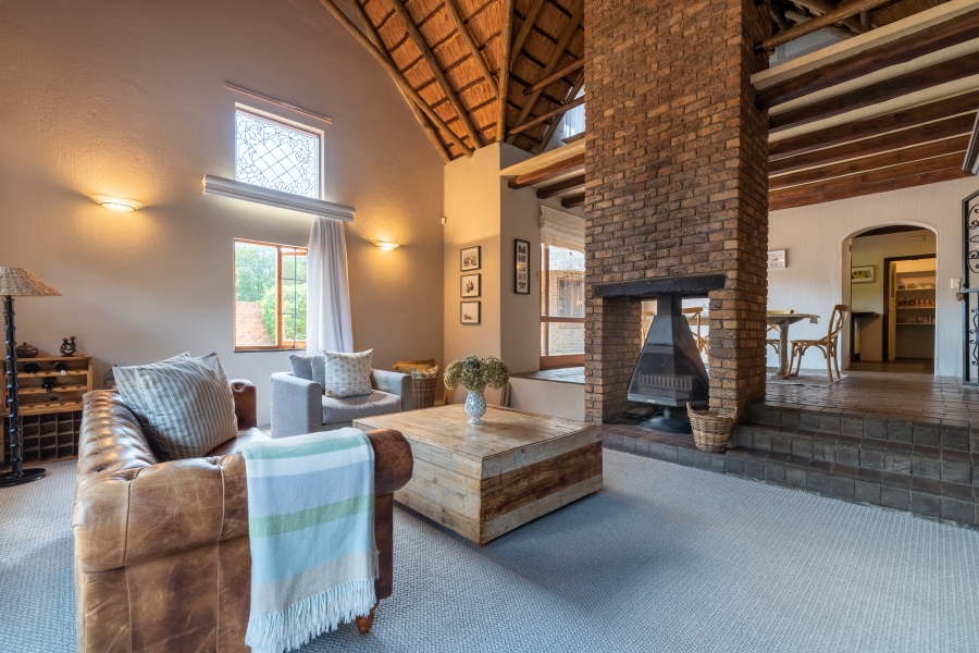 4 Bedroom Property for Sale in Gallo Manor Gauteng