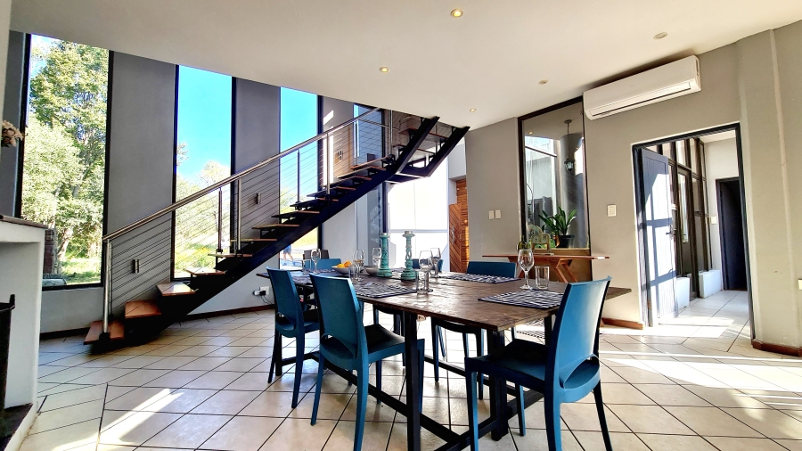 6 Bedroom Property for Sale in Leeuwfontein Gauteng