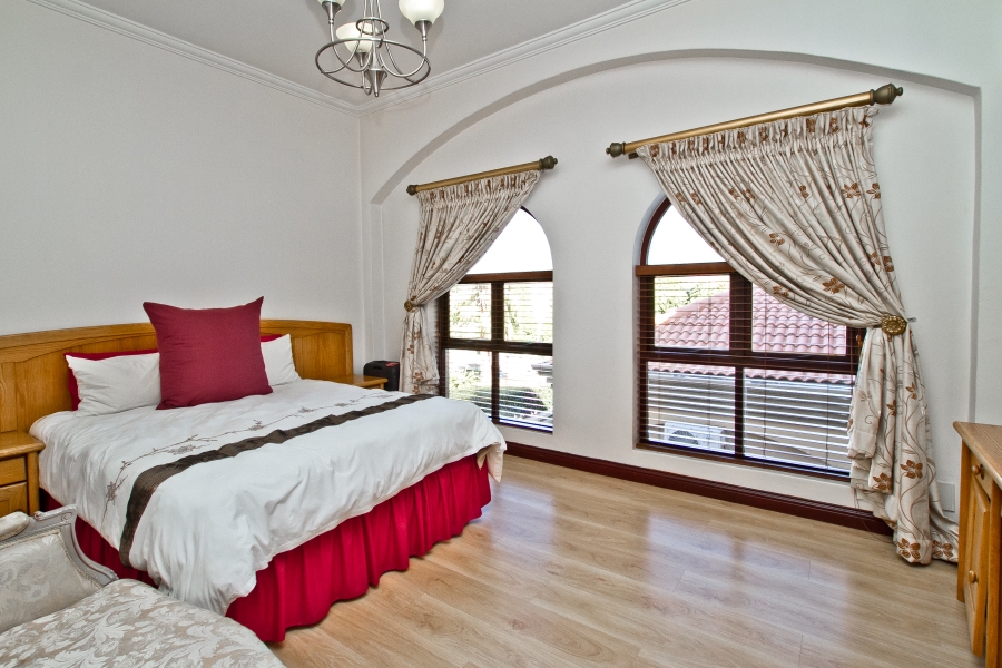 4 Bedroom Property for Sale in Khyber Rock Gauteng