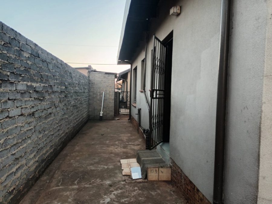 3 Bedroom Property for Sale in Sebokeng Zone 6 Gauteng