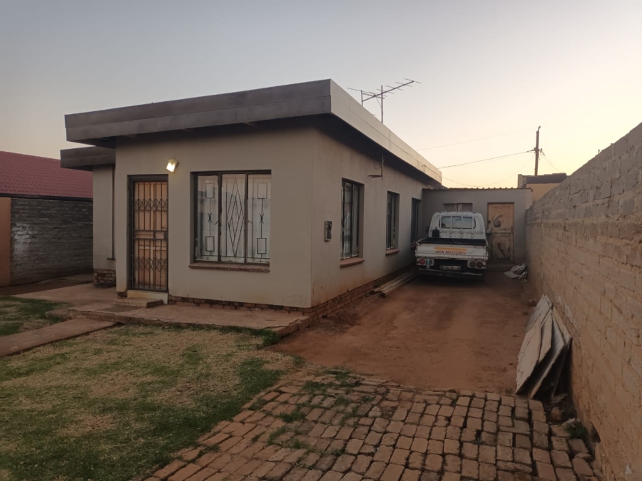 3 Bedroom Property for Sale in Sebokeng Zone 6 Gauteng