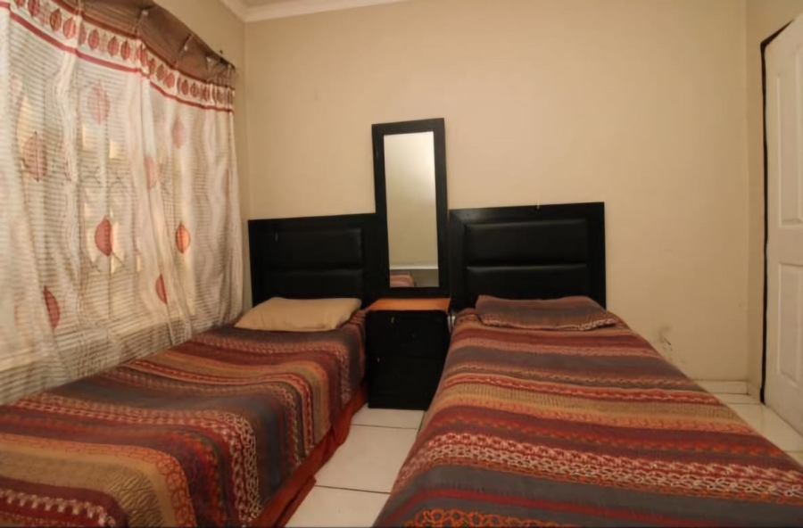 3 Bedroom Property for Sale in Golden Gardens Gauteng