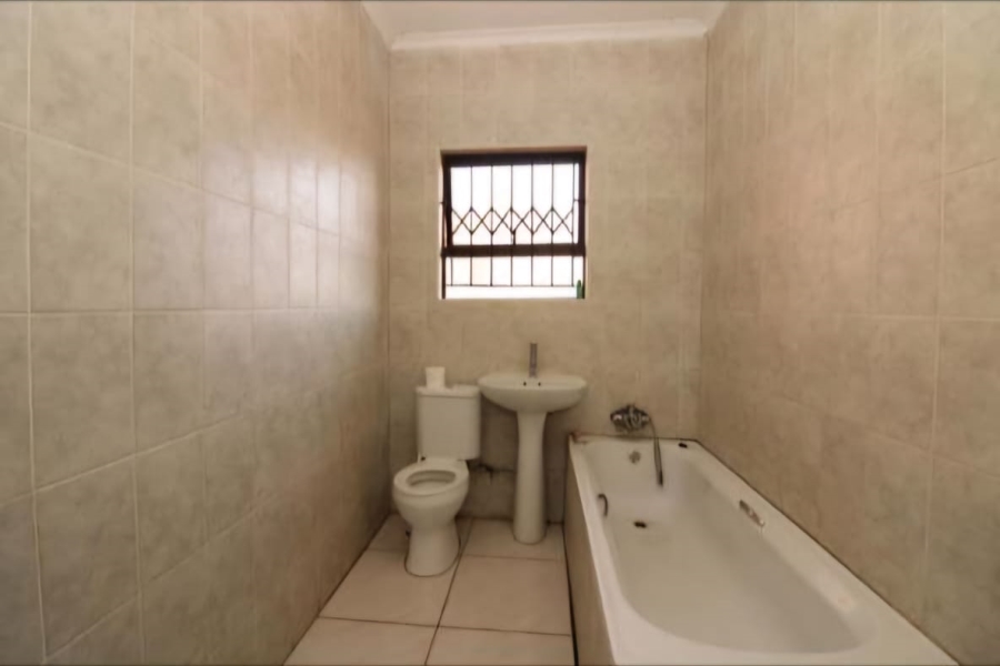 3 Bedroom Property for Sale in Golden Gardens Gauteng