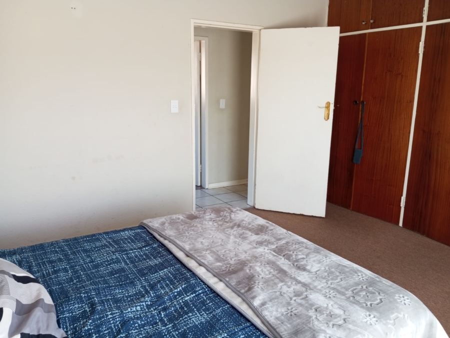 2 Bedroom Property for Sale in Wilro Park Gauteng