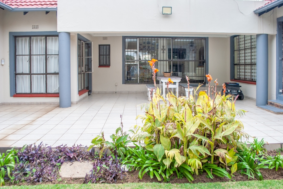 4 Bedroom Property for Sale in Paulshof Gauteng