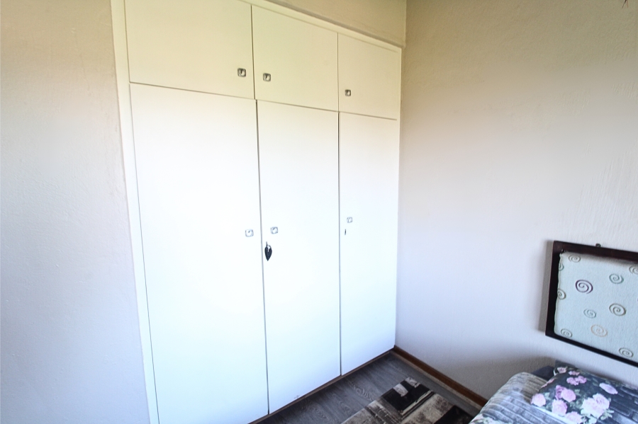 3 Bedroom Property for Sale in Brummeria Gauteng