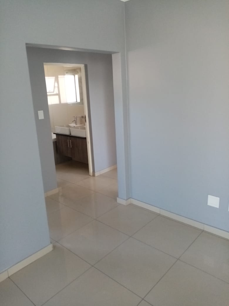 4 Bedroom Property for Sale in Zambezi Manor Lifestyle Estate Gauteng