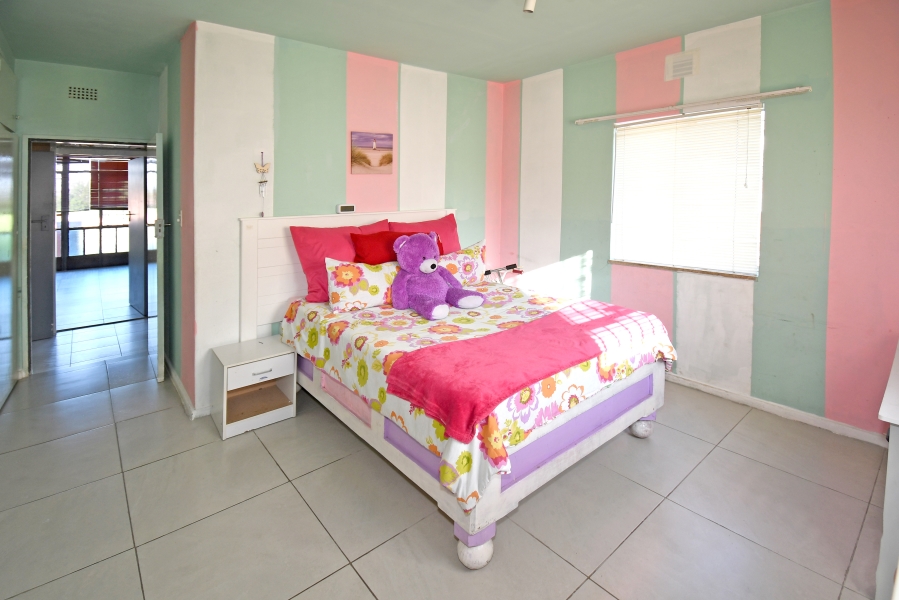 2 Bedroom Property for Sale in Kew Gauteng