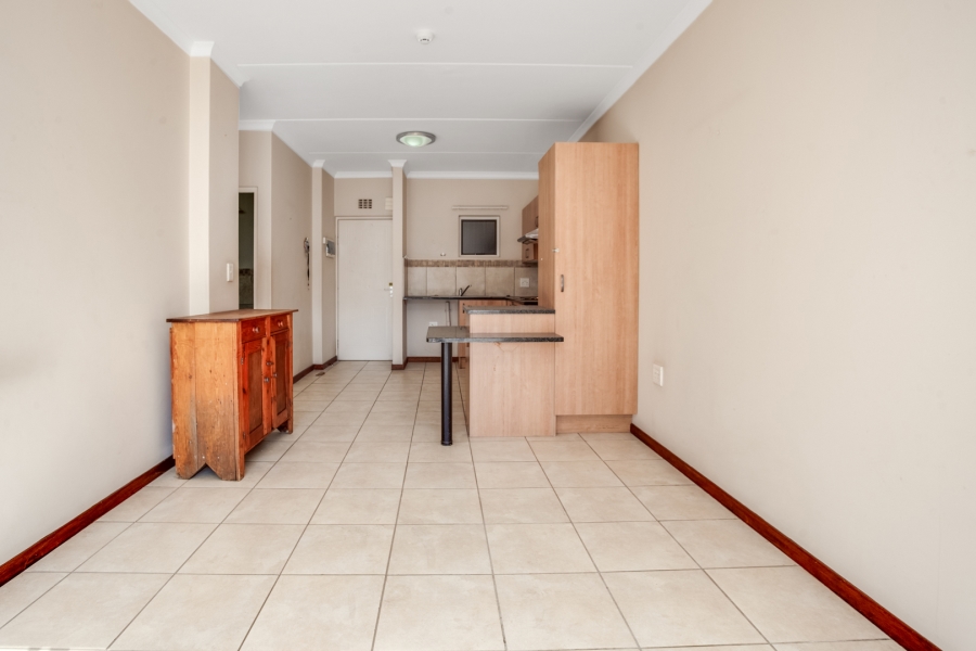 1 Bedroom Property for Sale in Douglasdale Gauteng