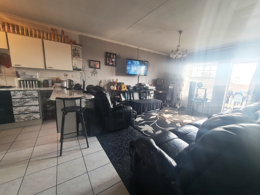 2 Bedroom Property for Sale in Eden Glen Gauteng