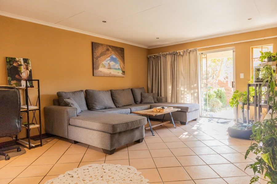 2 Bedroom Property for Sale in Equestria Gauteng