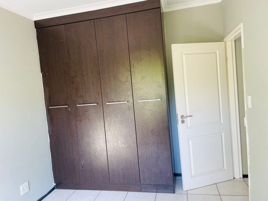 To Let 2 Bedroom Property for Rent in North Riding Gauteng